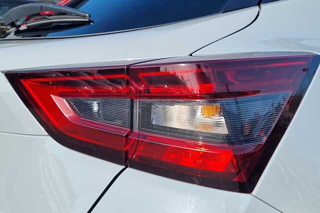 Nissan Juke 1.0 DiG-T 114 Kiiro 5dr