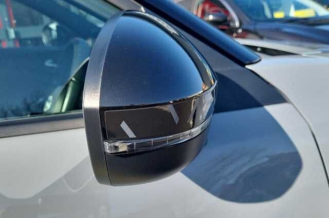 Nissan Juke 1.0 DiG-T 114 Kiiro 5dr