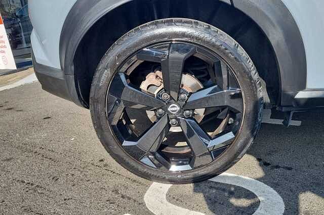 Nissan Juke 1.0 DiG-T 114 Kiiro 5dr