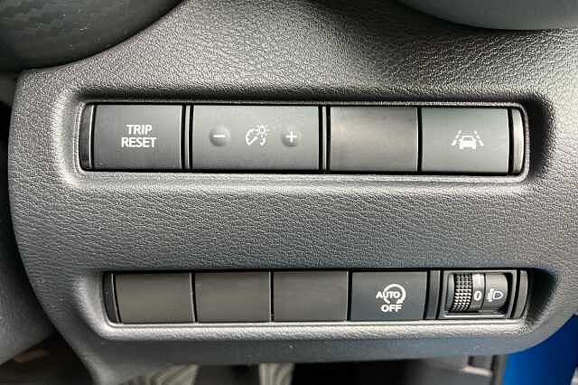 Nissan Juke 1.0 DiG-T 114 N-Connecta 5dr DCT