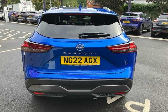 Nissan Qashqai 1.3 DiG-T MH N-Connecta 5dr