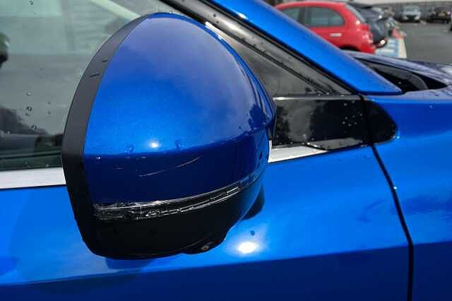 Nissan Qashqai 1.3 DiG-T MH N-Connecta 5dr