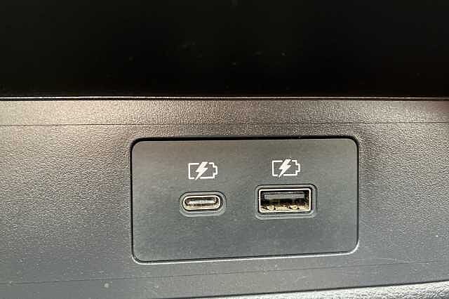 Nissan Qashqai 1.3 DiG-T MH N-Connecta 5dr