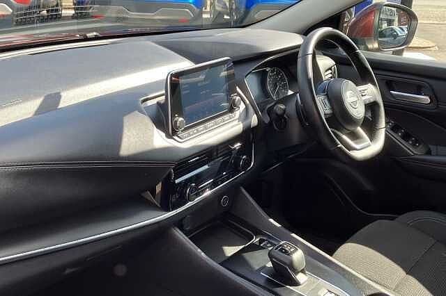 Nissan Qashqai 1.3 DiG-T MH 158 Acenta Premium 5dr Xtronic