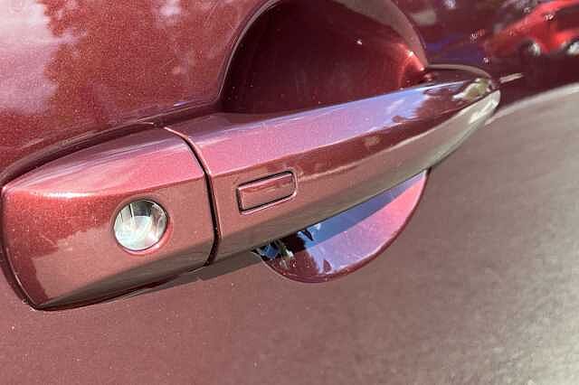 Nissan Qashqai 1.3 DiG-T MH 158 Acenta Premium 5dr Xtronic