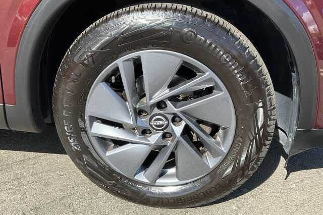 Nissan Qashqai 1.3 DiG-T MH 158 Acenta Premium 5dr Xtronic