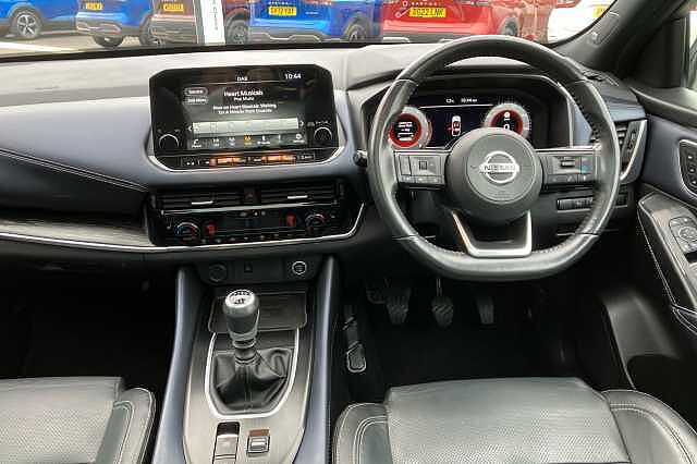 Nissan Qashqai 1.3 DiG-T MH 158 Tekna+ 5dr