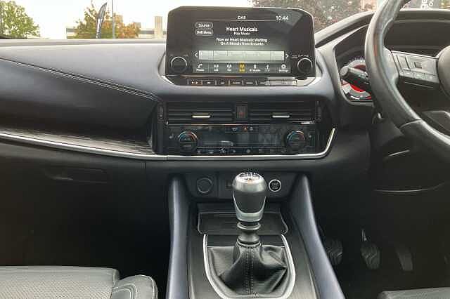 Nissan Qashqai 1.3 DiG-T MH 158 Tekna+ 5dr