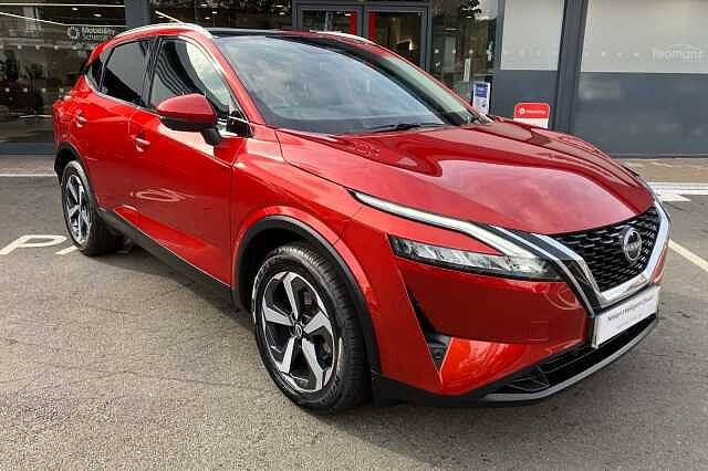 Nissan Qashqai 1.3 DiG-T MH N-Connecta 5dr