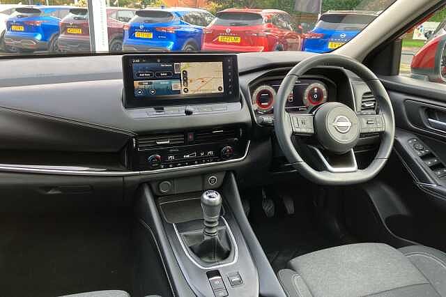 Nissan Qashqai 1.3 DiG-T MH N-Connecta 5dr