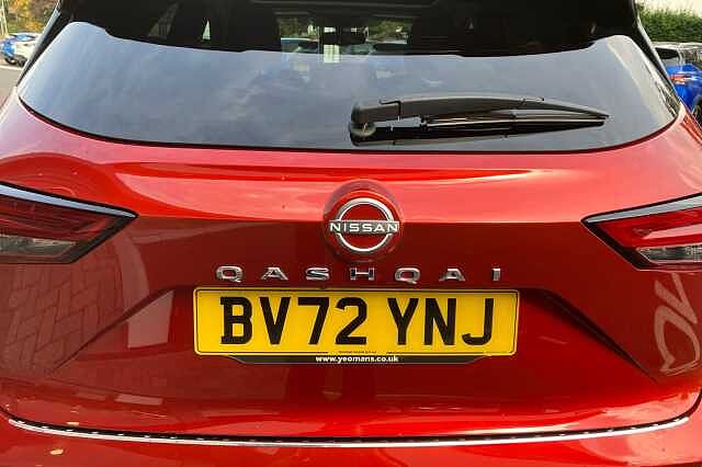 Nissan Qashqai 1.3 DiG-T MH N-Connecta 5dr