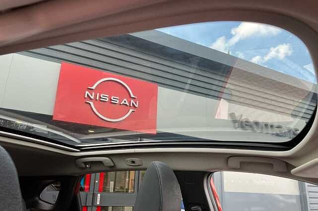 Nissan Qashqai 1.3 DiG-T MH N-Connecta 5dr