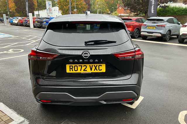 Nissan Qashqai 1.3 DiG-T MH N-Connecta 5dr