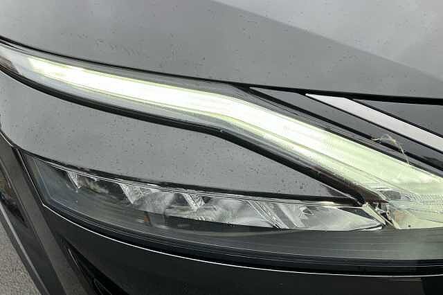 Nissan Qashqai 1.3 DiG-T MH N-Connecta 5dr