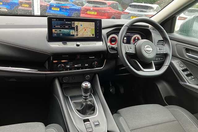 Nissan Qashqai 1.3 DiG-T MH N-Connecta 5dr