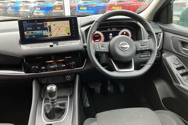 Nissan Qashqai 1.3 DiG-T MH N-Connecta 5dr