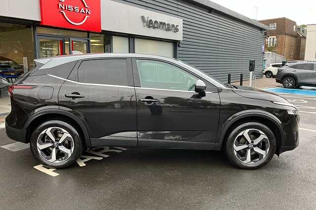 Nissan Qashqai 1.3 DiG-T MH N-Connecta 5dr