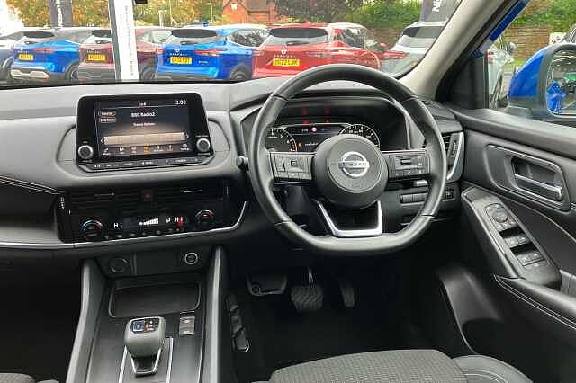 Nissan Qashqai 1.3 DiG-T MH 158 Acenta Premium 5dr Xtronic