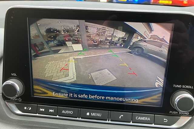 Nissan Qashqai 1.3 DiG-T MH 158 Acenta Premium 5dr Xtronic