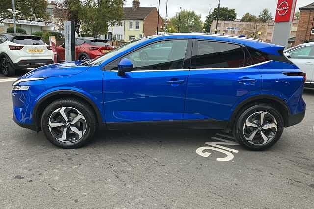 Nissan Qashqai 1.3 DiG-T MH N-Connecta 5dr