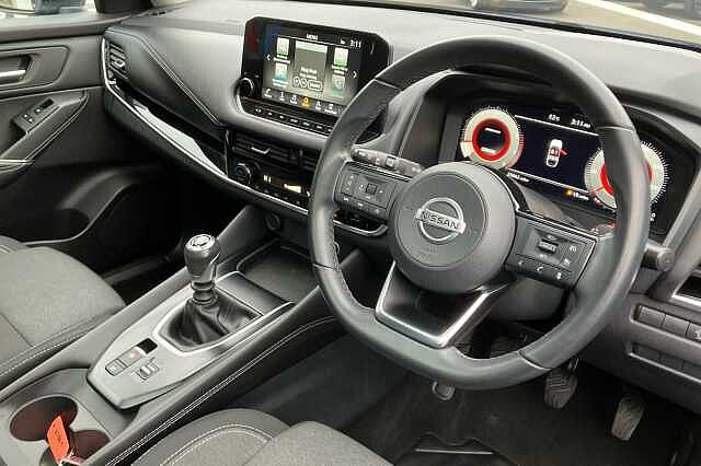 Nissan Qashqai 1.3 DiG-T MH N-Connecta 5dr