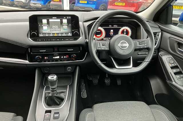 Nissan Qashqai 1.3 DiG-T MH N-Connecta 5dr