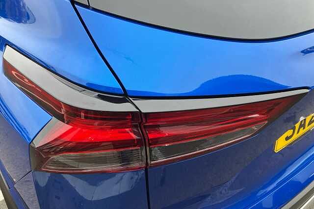 Nissan Qashqai 1.3 DiG-T MH N-Connecta 5dr