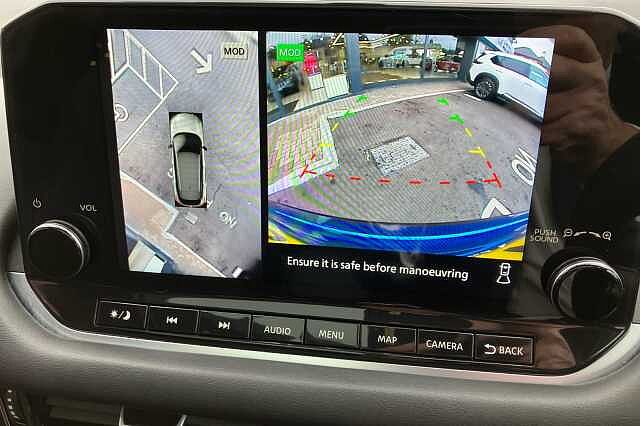 Nissan Qashqai 1.3 DiG-T MH N-Connecta 5dr