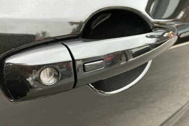 Nissan Juke 1.0 DiG-T 114 N-Connecta 5dr DCT