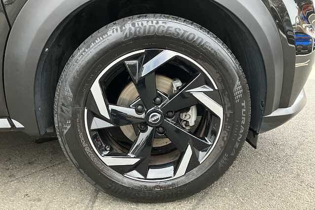 Nissan Juke 1.0 DiG-T 114 N-Connecta 5dr DCT