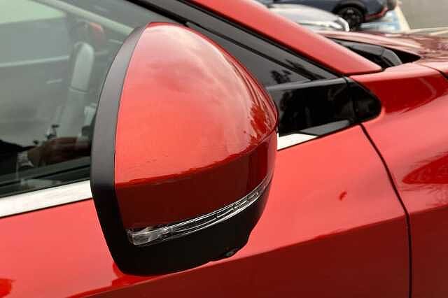 Nissan Qashqai 1.3 DiG-T MH N-Connecta 5dr