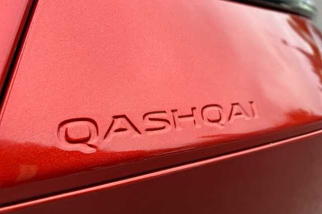 Nissan Qashqai 1.3 DiG-T MH N-Connecta 5dr