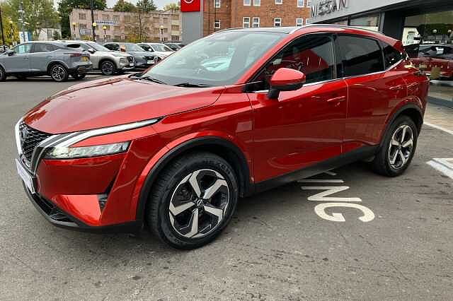 Nissan Qashqai 1.3 DiG-T MH N-Connecta 5dr