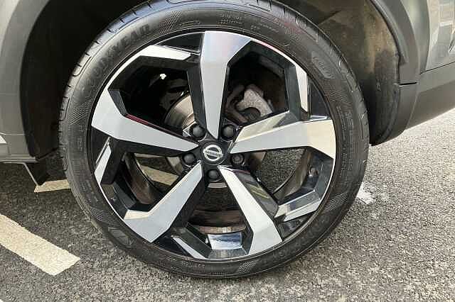 Nissan Juke 1.0 DiG-T 114 Tekna 5dr DCT