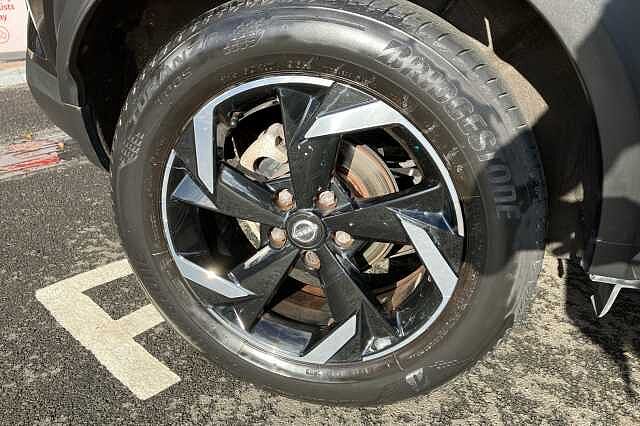 Nissan Juke 1.0 DiG-T 114 N-Connecta 5dr DCT