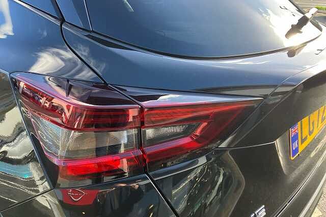 Nissan Juke 1.0 DiG-T 114 N-Connecta 5dr DCT