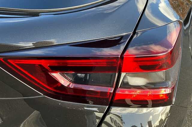 Nissan Juke 1.0 DiG-T 114 N-Connecta 5dr DCT