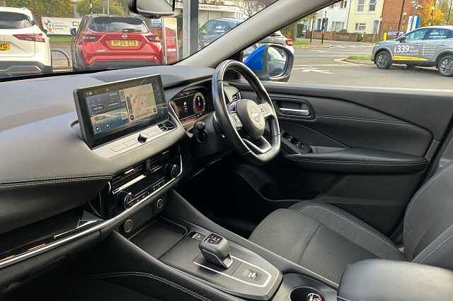 Nissan Qashqai 1.3 DiG-T MH 158 N-Connecta 5dr Xtronic