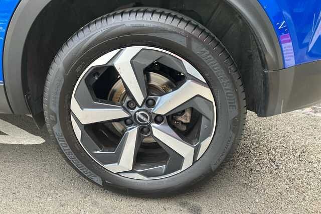 Nissan Qashqai 1.3 DiG-T MH 158 N-Connecta 5dr Xtronic