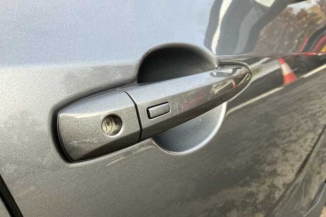 Nissan Juke 1.0 DiG-T 114 N-Connecta 5dr DCT