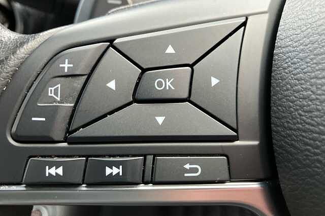 Nissan Juke 1.0 DiG-T 114 N-Connecta 5dr DCT