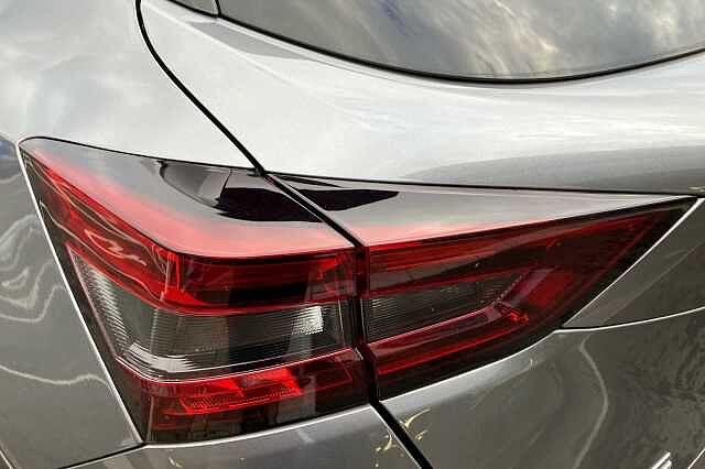 Nissan Juke 1.0 DiG-T 114 N-Connecta 5dr DCT