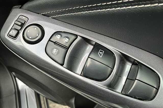 Nissan Juke 1.0 DiG-T 114 N-Connecta 5dr DCT