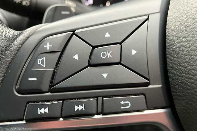 Nissan Juke 1.0 DiG-T 114 N-Connecta 5dr DCT