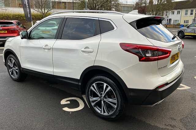 Nissan Qashqai 1.2 DiG-T N-Connecta 5dr