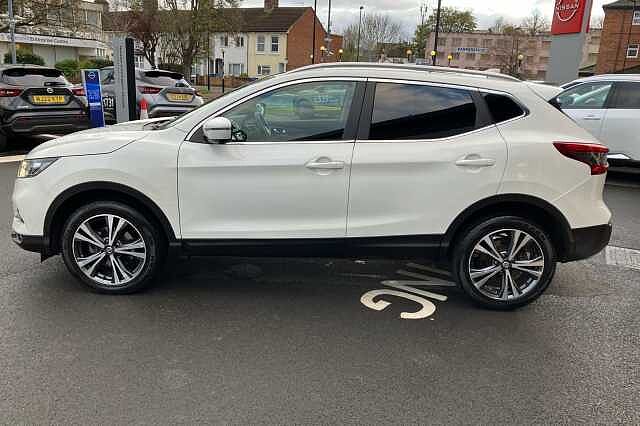 Nissan Qashqai 1.2 DiG-T N-Connecta 5dr