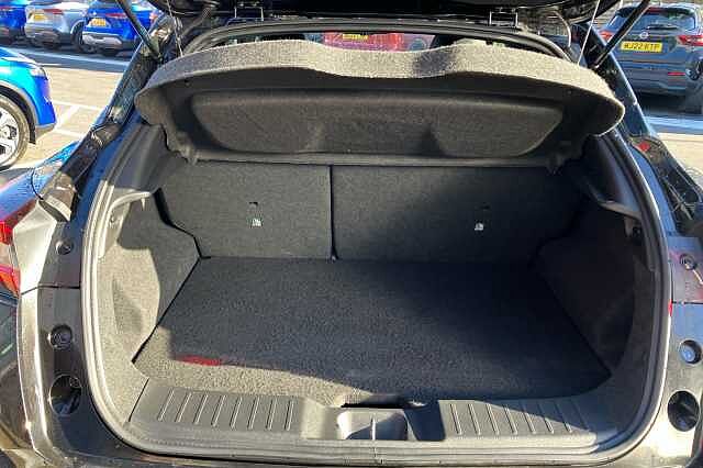 Nissan Juke 1.0 DiG-T 114 N-Connecta 5dr