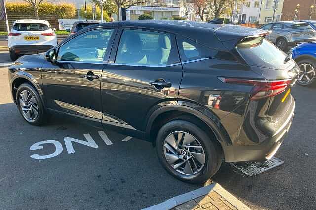 Nissan Qashqai 1.3 DiG-T MH Acenta Premium 5dr