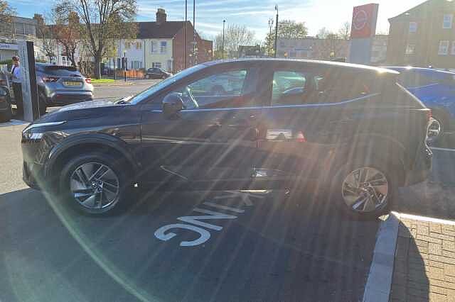 Nissan Qashqai 1.3 DiG-T MH Acenta Premium 5dr