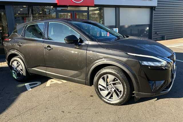 Nissan Qashqai 1.3 DiG-T MH Acenta Premium 5dr